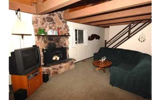 2233 Mewuk Drive Holiday Home