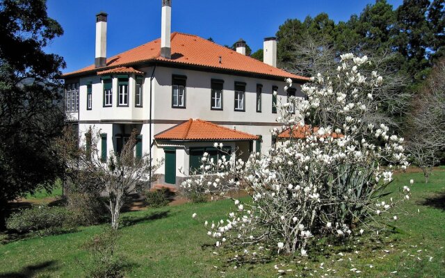 Отель Quinta Das Colmeias Машику вид на фасад