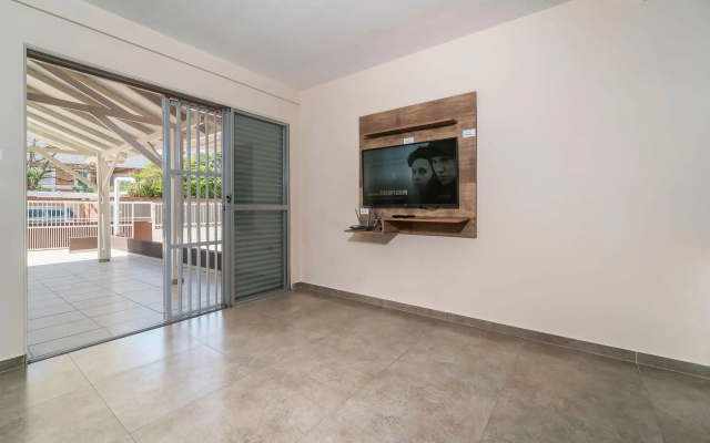 Aluguel Casa 4 quartos s/ 1 suíte frente Mar | Bombas/SC