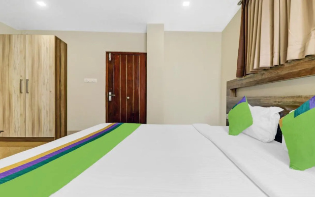 Treebo Darwesh Residency - 500m from Railway Station