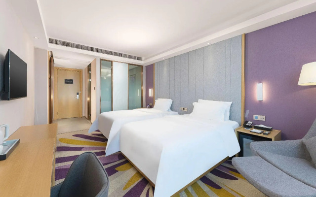 Lavande Hotels（Shenzhen Fanshen Metro Station&Wanda Plaza ）