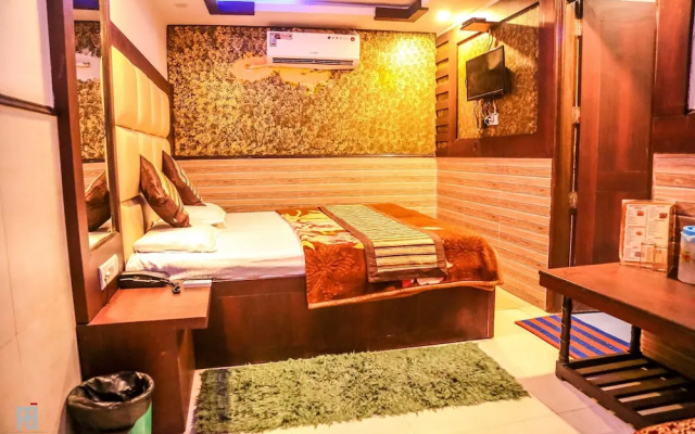 Glow inn hostel