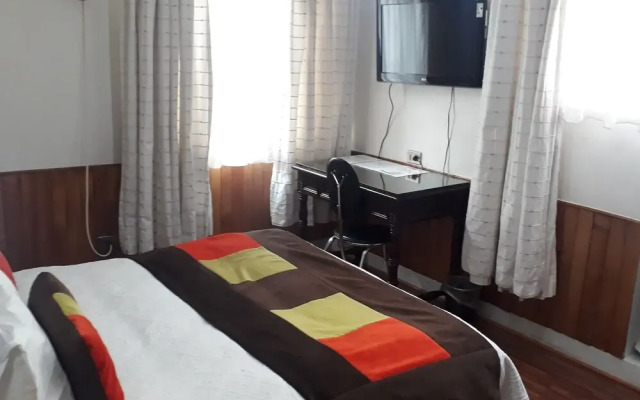 HL Hotel Low Cost