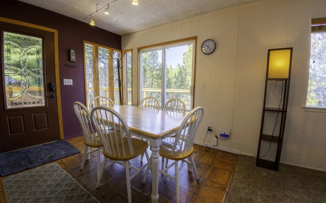 Family Friendly Mountain Escape 3 Bedroom Cabin