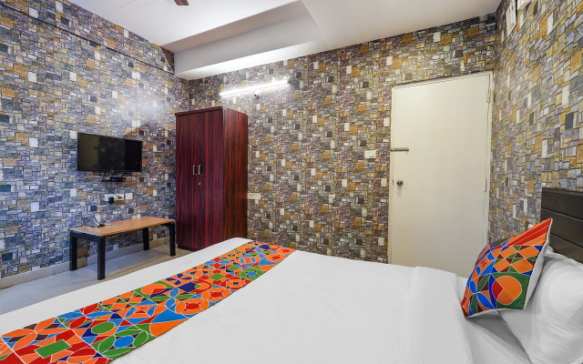 Fabhotel Kings Suites