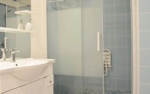 Appartement Le Lavandou, 2 pièces, 4 personnes - FR-1-251-297