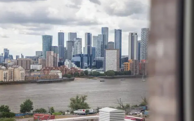 Modern 1bed with Panoramic View London