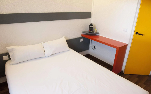 Egg Hotel Goussainville CDG