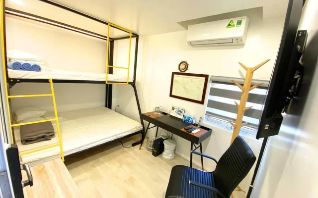Banana Inn Hostel