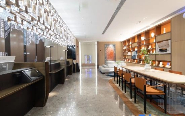 H·CRYSTAL Hotels