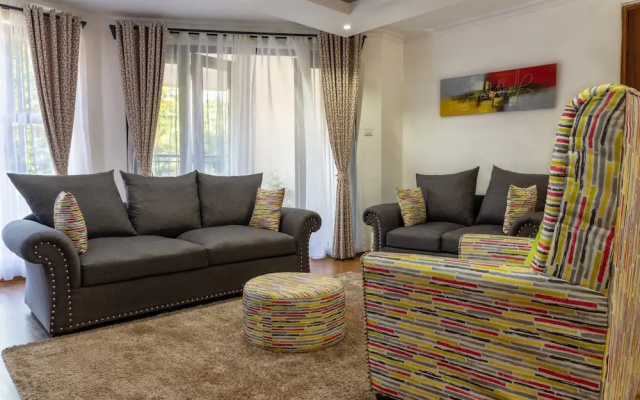 Edmor Residences - Riverside