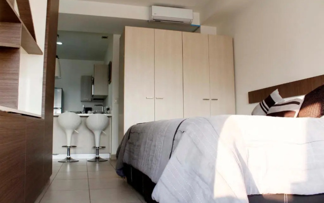 Premier Apartment Downtown 4 Guests 1202