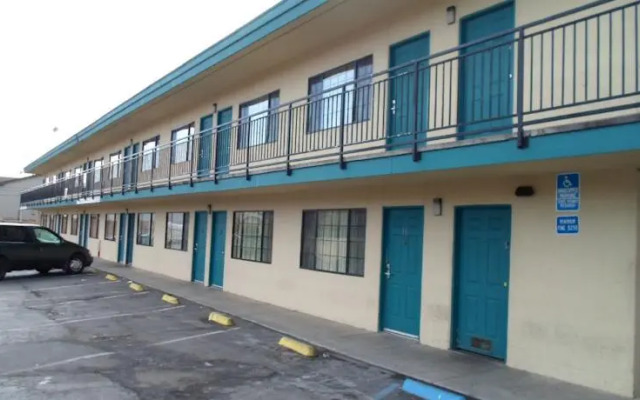 Solano Lodge