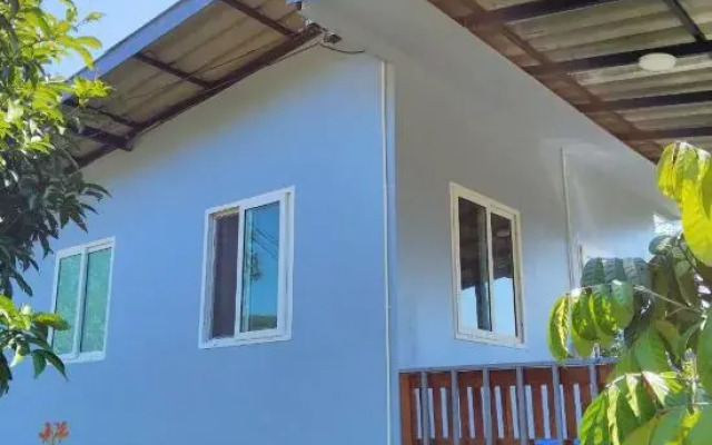 Baan Tawan Homestay Koh Kood