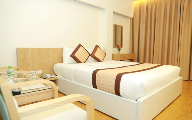 Hotel Tay Thi