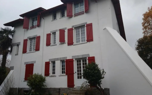 Location Chambre Sare Larhun Zola 2022