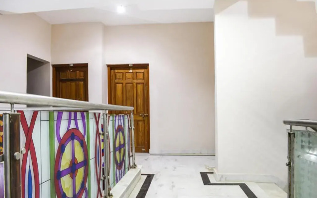Laxmi Niwas by OYO Rooms