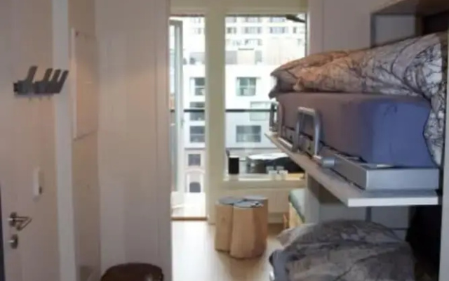StayPlus Modern Apt Rooftop Terrace