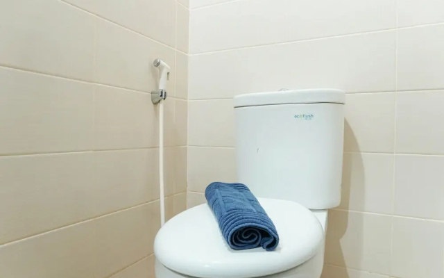 Contemporary Style & Family 2BR Apartment Belmont Residence Puri