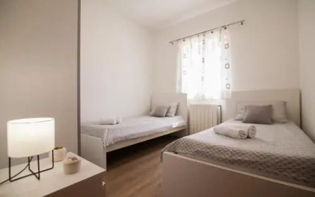 Apartment Teskera 1
