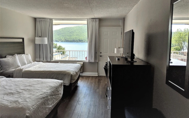 Lakefront Terrace Resort