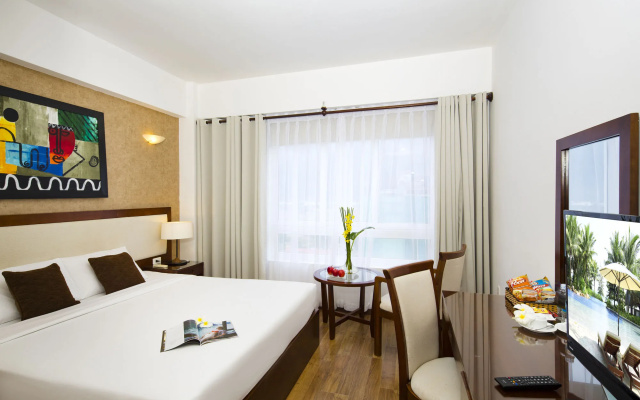 Starlet Hotel