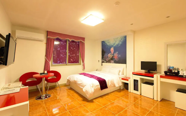 Lavichi Hotel