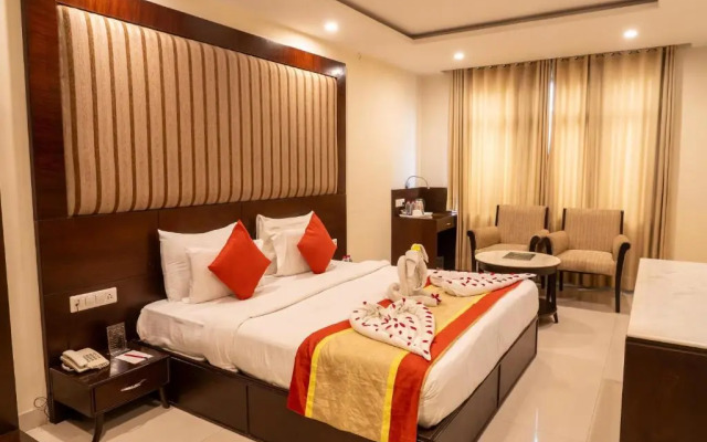 Cosmos Raj Plaza Jaipur