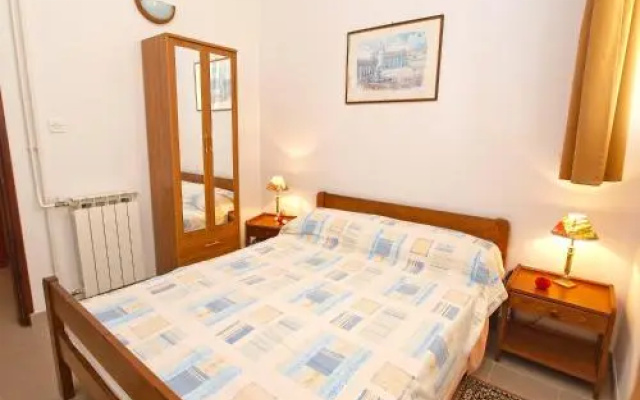 Apartment Rov 894