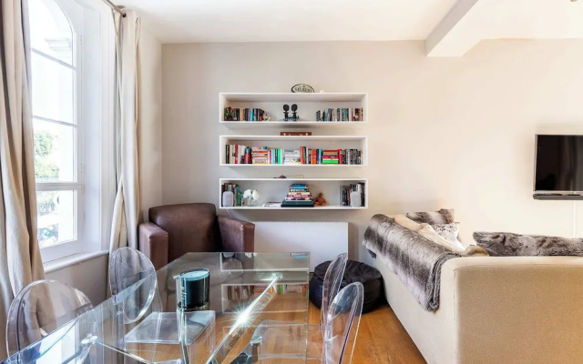Charming Two Bed Maisonette in Notting Hill