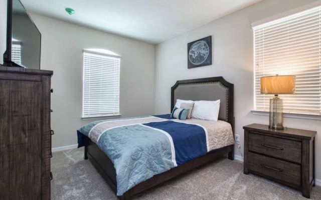 Solara - 9 Bedrooms House W/pool-8100sa Home by Redawning