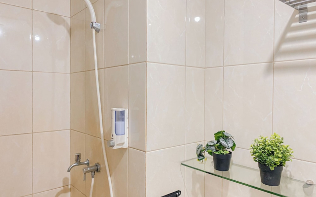 Warm And Homey 2Br Apartment Springlake Summarecon Bekasi