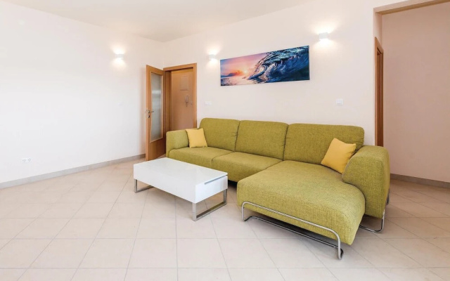 Awesome Home in Kalebova Luka With Wifi and 6 Bedrooms