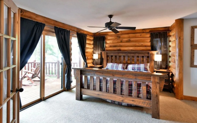 Lumberjack Lodge