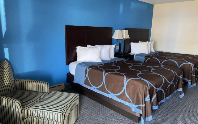 AmeriVu Inn & Suites