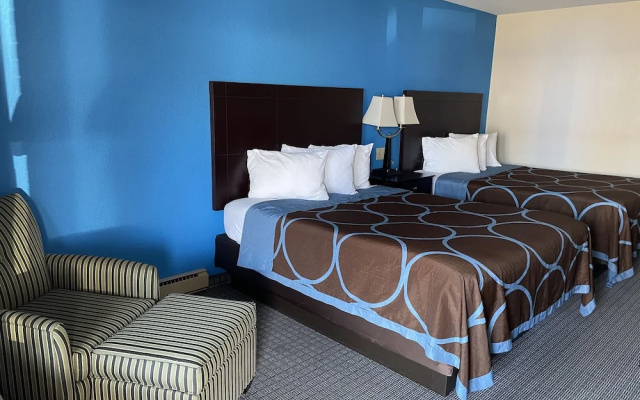 AmeriVu Inn & Suites
