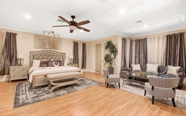 Walk to Beach Spacious Estate with Hot Tub & Game Room