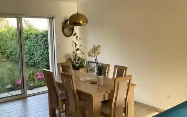 Maison rénovée + jardin - à 5 minutes du port