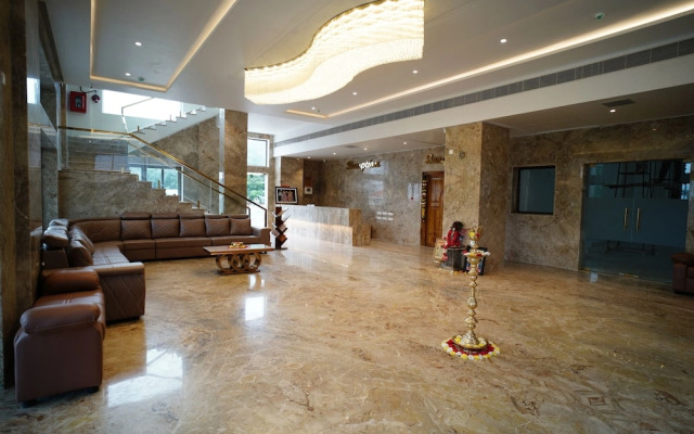 Ellora Hotel
