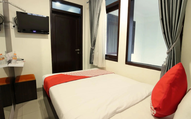 Hotel O Wisma Empat Lima Syariah