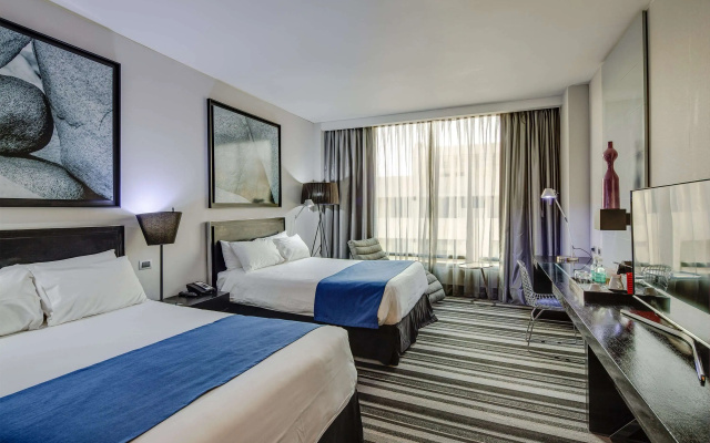 Wyndham Santiago Pettra