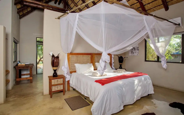 Kubu Bush Lodge