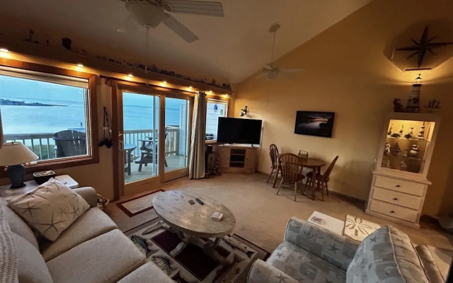Sw 14 Shell Shack 1 Bedroom Condo by RedAwning