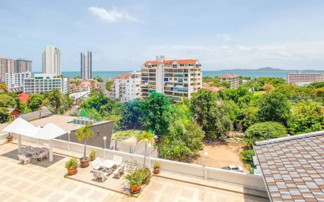 1 Bedroom 716 High Floor Seaview