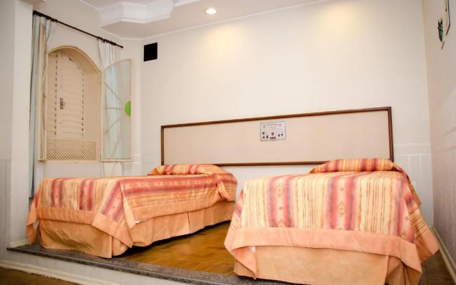 Primum Palace Hotel