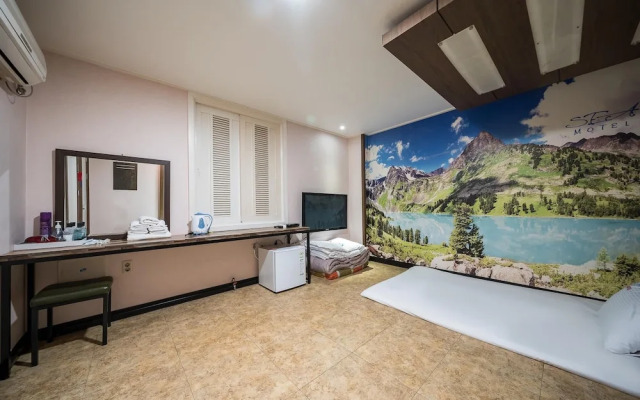 Youngdeok Sea Motel