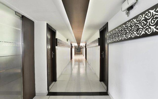 OYO 2503 Hotel Amber