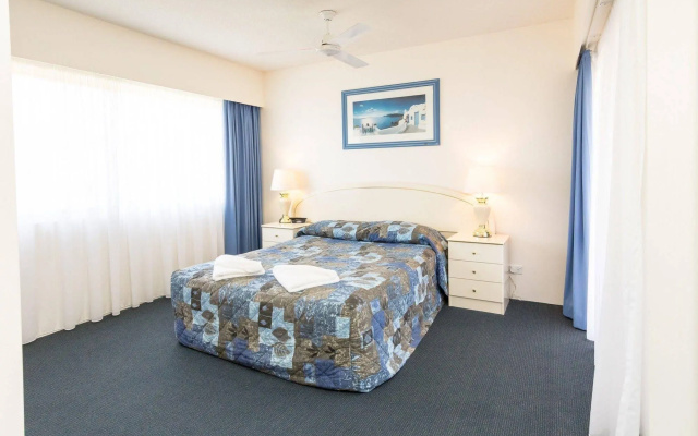 White Crest Apartments