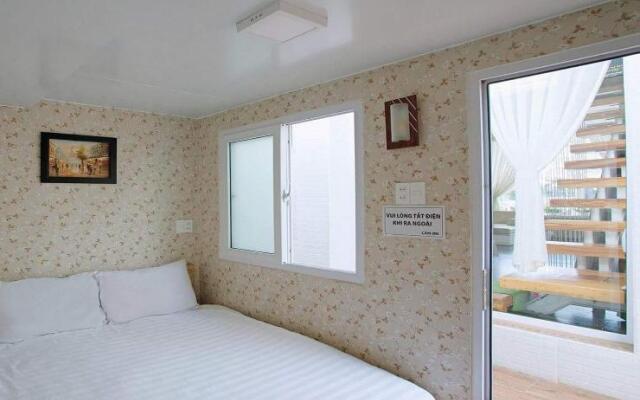 Lens Mini Hotel Далат комната для гостей