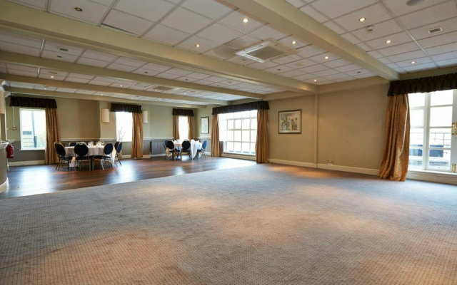 Royal George Hotel